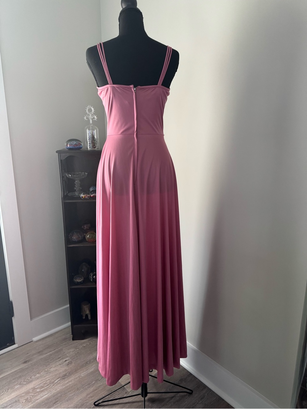 Vintage 1970s pink chiffon maxi dress with ruffled cape-let Size 9/10 - Picture 2 of 4
